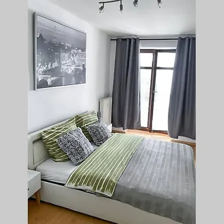 Appartement Zentral, Ruhig, 4Personen, Balkon, Waschmaschine à Chemnitz Extérieur photo