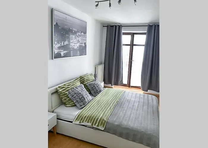 Zentral, Ruhig, 4Personen, Balkon, Waschmaschine