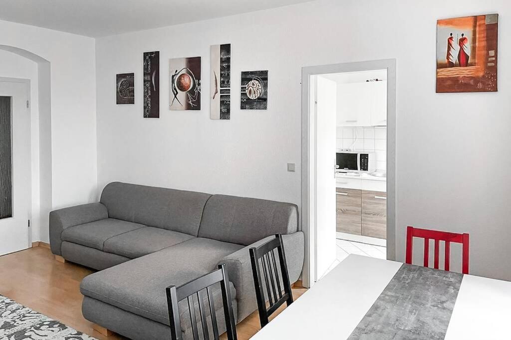 Zentral, Ruhig, 4personen, Balkon, Waschmaschine Chemnitz